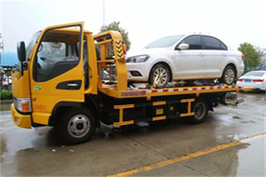 辽源附近拖车救援24小时服务热线